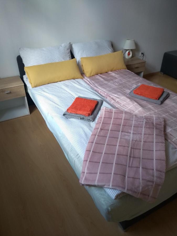 Hostel Staromiejski Грудзёндз Экстерьер фото