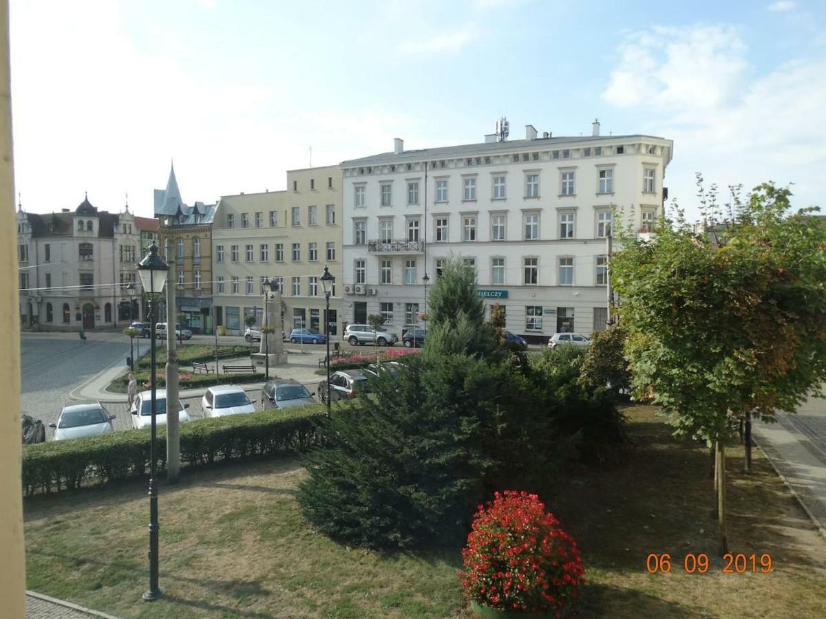 Hostel Staromiejski Грудзёндз Экстерьер фото